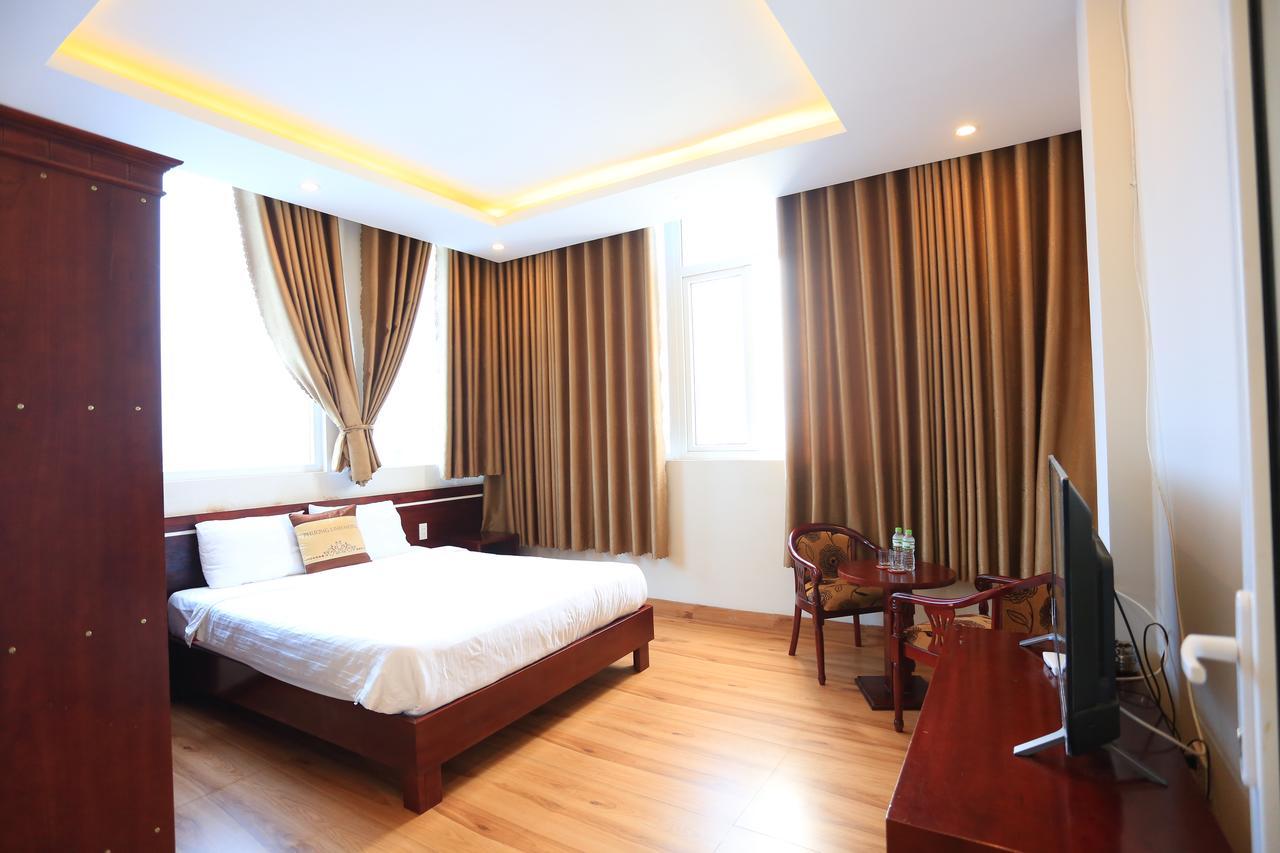 Phuong Linh Hotel Дананг Екстер'єр фото